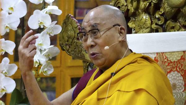 Далай Лама – биография, фильмы, фото, личная жизнь, последние новости 2022