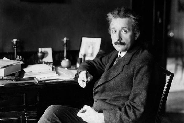 Альберт Эйнштейн – биография, фильмы, фото, личная жизнь, последние новости 2022